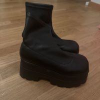Black platform boots size 36