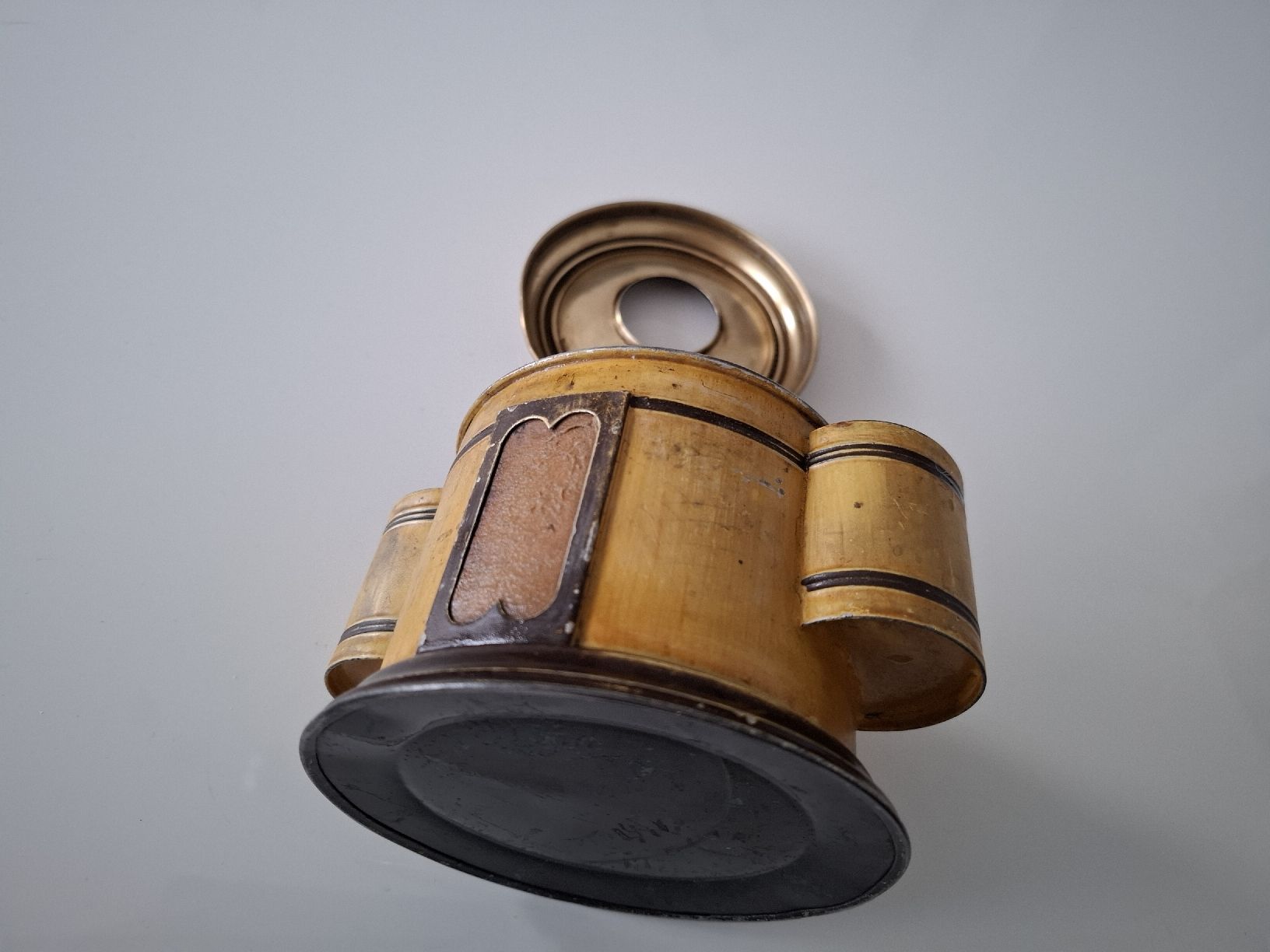 2 sehr alte Appenzeller Aschenbecher ))))) (Gebraucht) in St