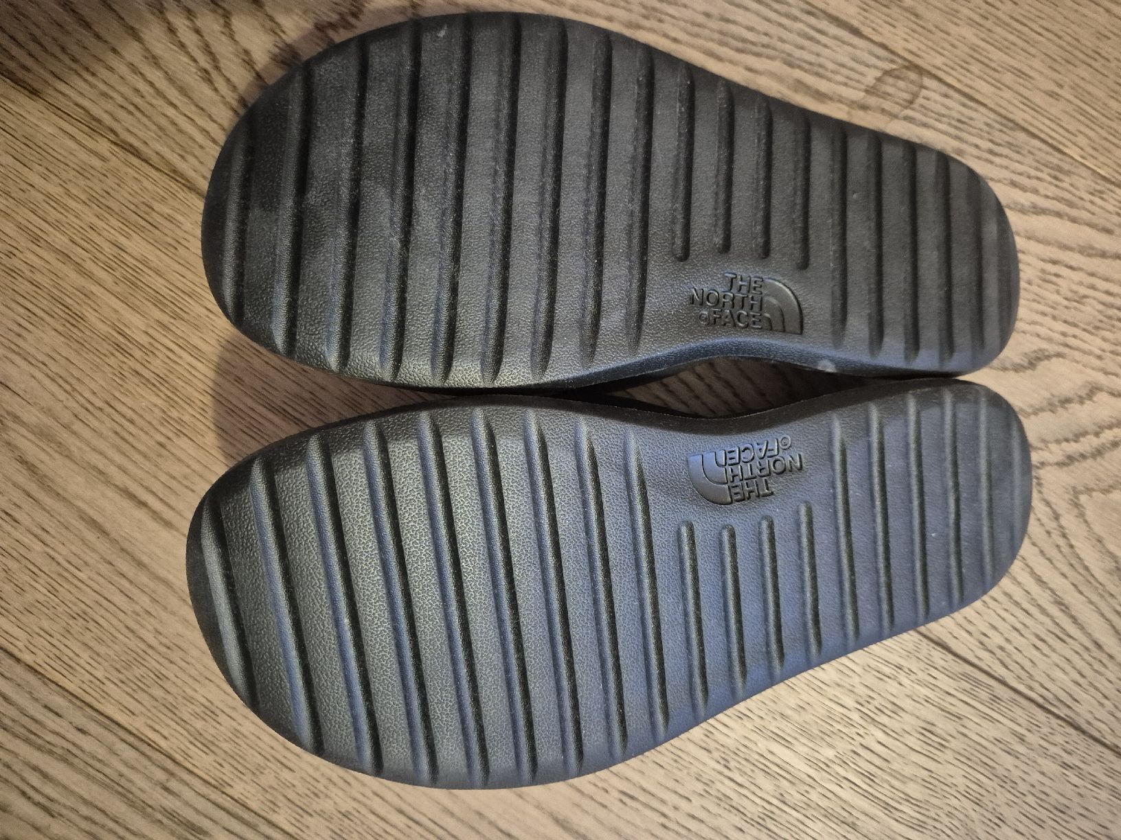 North Face Herrenschuhe: the north face sandalen Gr.37 – Gebraucht aus Ostermundigen von Louhdezd 1