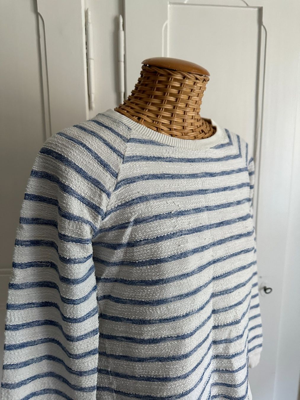 Zara Pullover & Sweatshirts: ZARA - Pullover weiss-blau gestreift S – Gebraucht aus Zürich von Diazaio 1