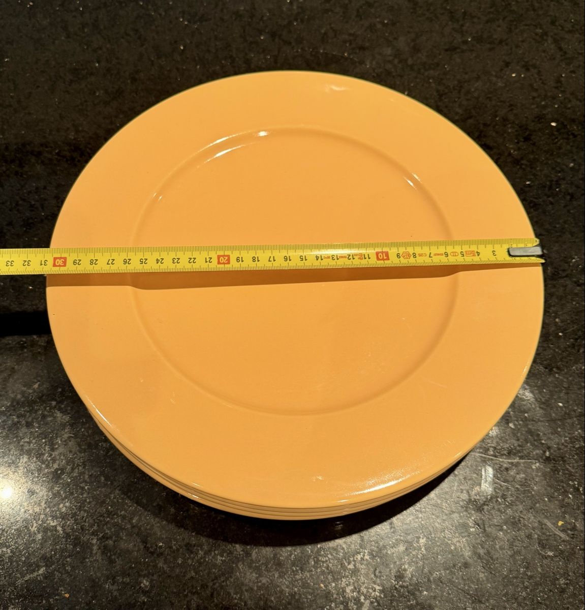 Piatti: 4er Set Ess- oder Dekoteller in Gelb - 31cm Durchmesser – Usato da Baar venduto da Princesaphantagiro 1