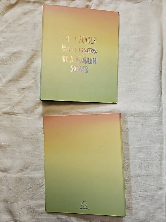 Raccoglitori: Deux classeurs fins "be a reader, be a writer..." – Usato da Gland venduto da Vee_0 1