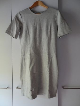 NEUES graues Kleid von Benetton Gr. S - 251013