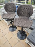 2 Barhocker Braun – höhenverstellbar & drehbar
