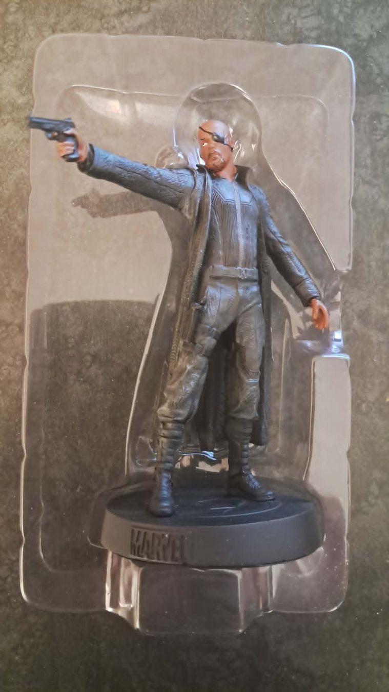 Star Wars Statuette: Figurine "Star wars bust collection" ou "Marvel" – Nuovo e nell'imballaggio originale da PRILLY venduto da 55b_nh8l 9