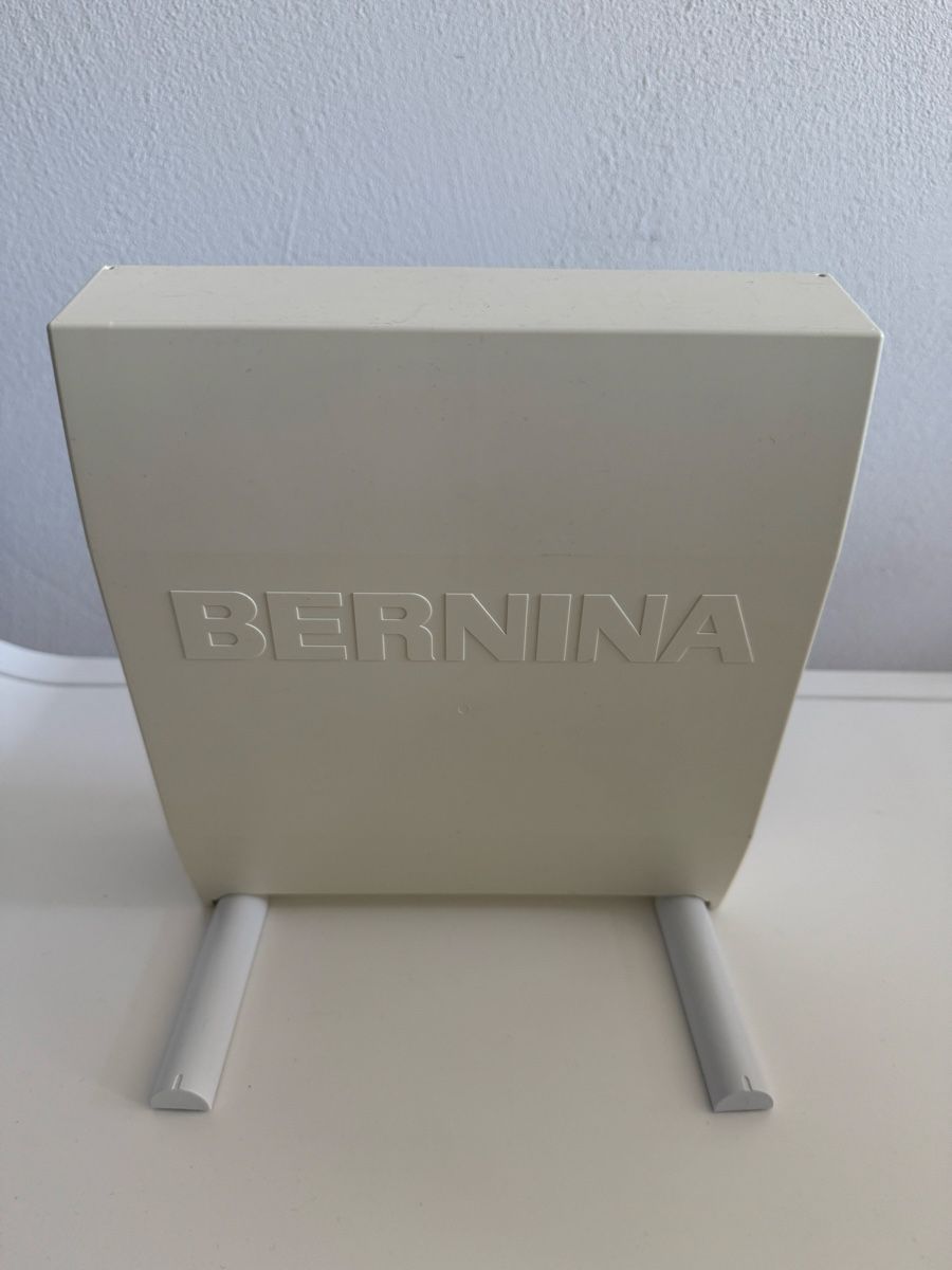 Bernina Macchine da cucire: BERNINA Zubehörbox – Usato da St.Gallen venduto da Isnisodo 5