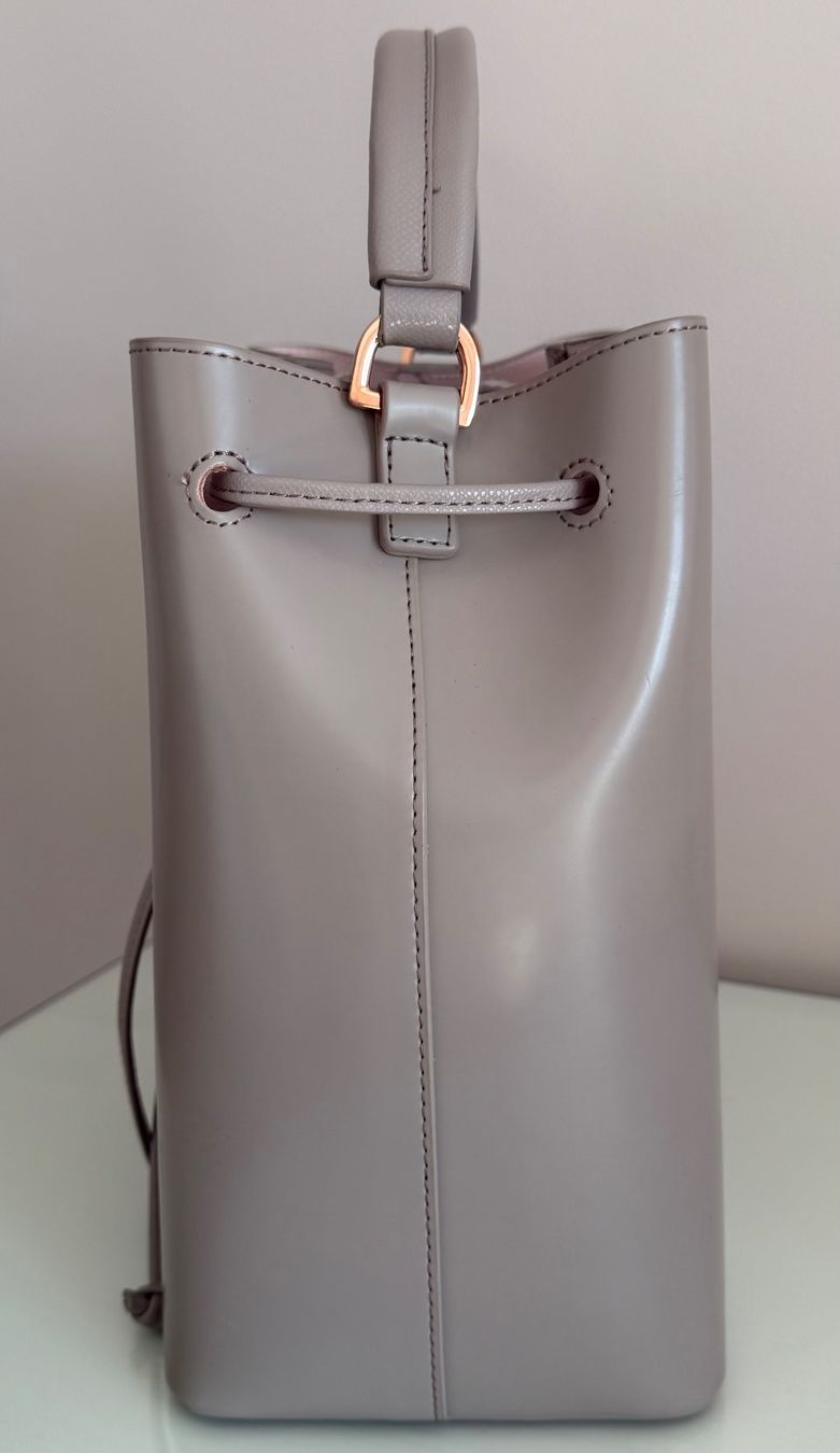 Ted Baker Borse da donna: Ted Baker Handtasche - taube grau – Usato da Eichberg venduto da Lolapop18 2