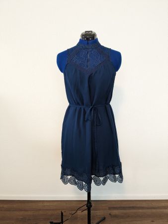 Elegantes Kleid mit Spitze Dunkelblau Gr. 38