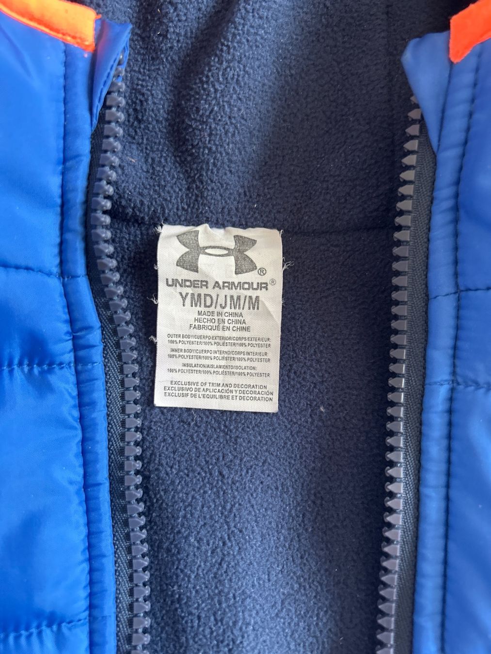 Under Armour Jacken & Mäntel: Under Armour Kinder Winterjacke Grösse YMD/JM/M – Neu (gemäss Beschreibung) aus Basel von pet_bd5w 1