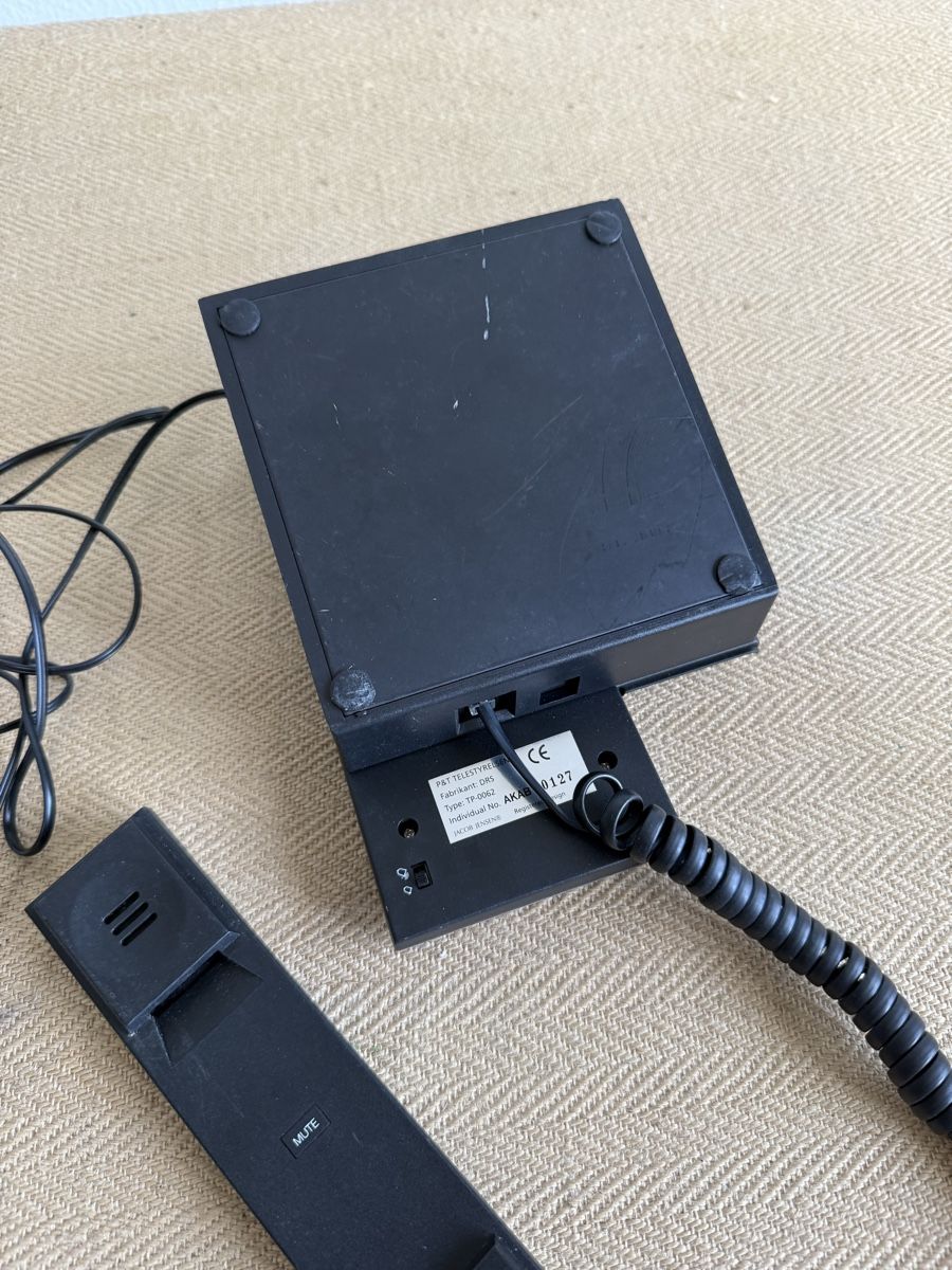 Jacob Jensen Telefone: JACOB JENSEN Design Telefon Tischtelefon  – Gebraucht aus Konolfingen von petzipetz 3