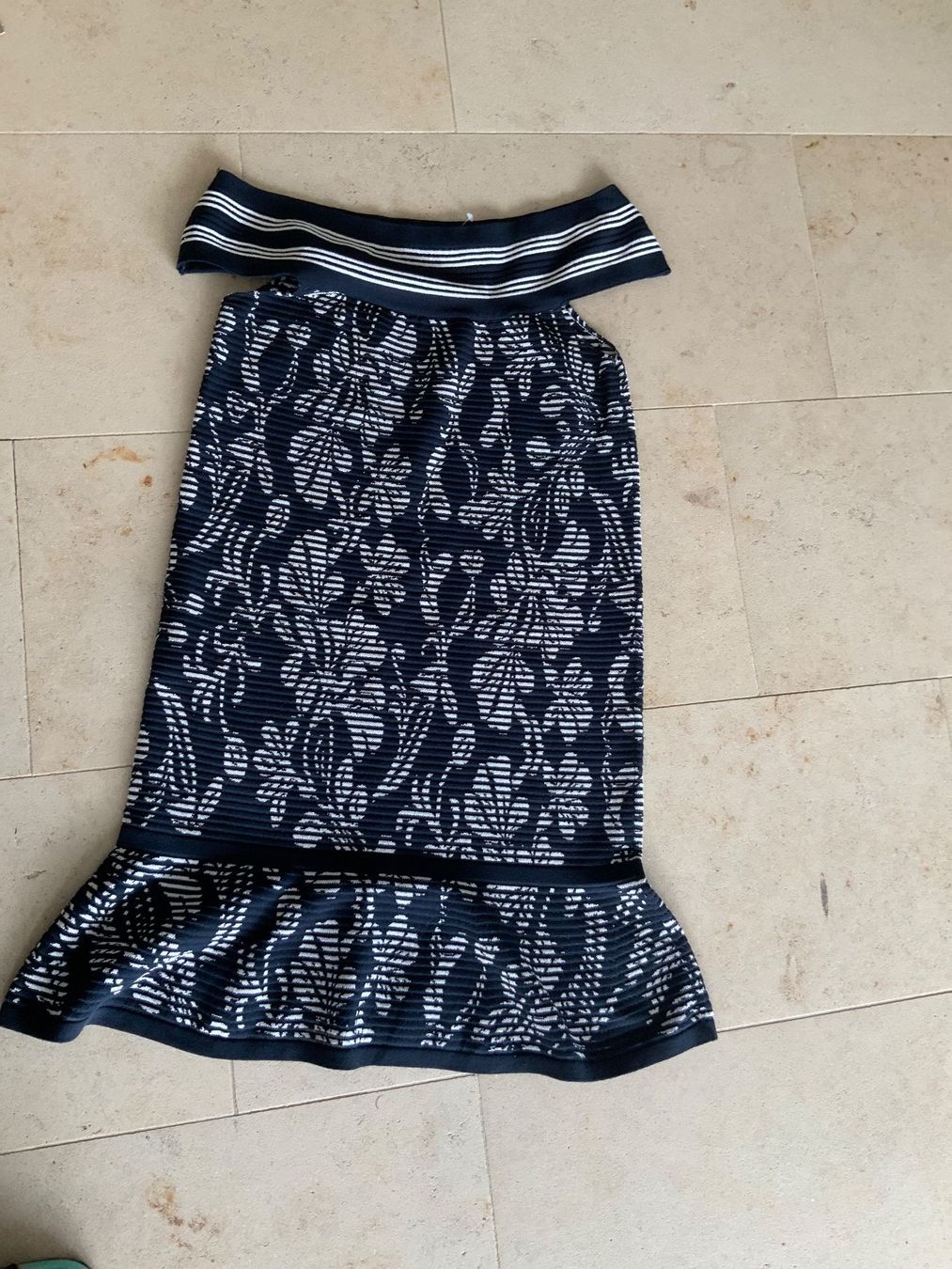 Vestiti: D. Exterior. Kleid Damen ca. M – Usato da Buchs SG venduto da Sunie