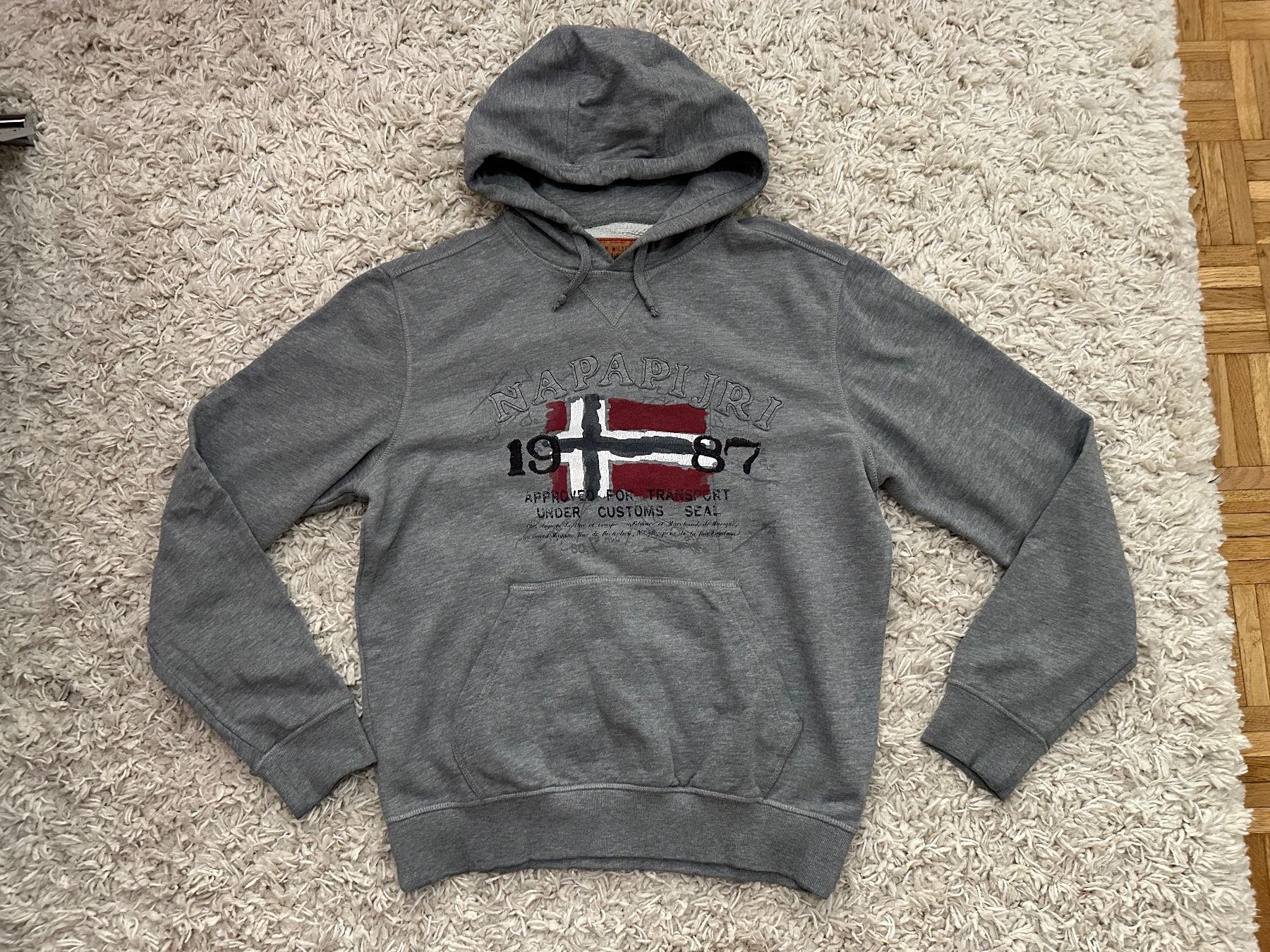 Napapijri Maglioni & Felpe: Napapijri Hoodie Gr.M – Usato da Bern venduto da BrandVilla