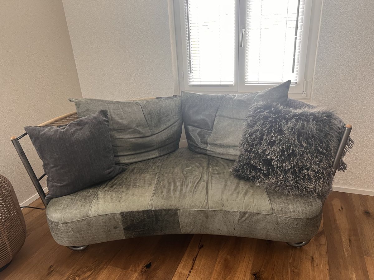 Divani: Leder Sofa – Usato da Gunzgen venduto da Rennhenne68