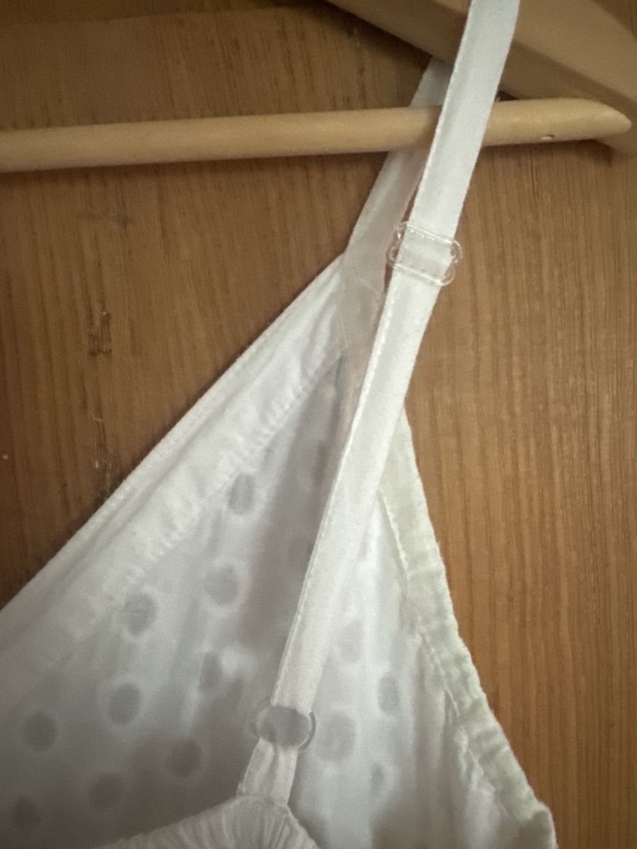 Kleider: Langes weisses Sommerkleid mit Träger – Gebraucht aus Cham von  6