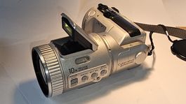Sony DSC-F505 Cyber-shot 2.1MP Carl Zeiss + Battery MS Card