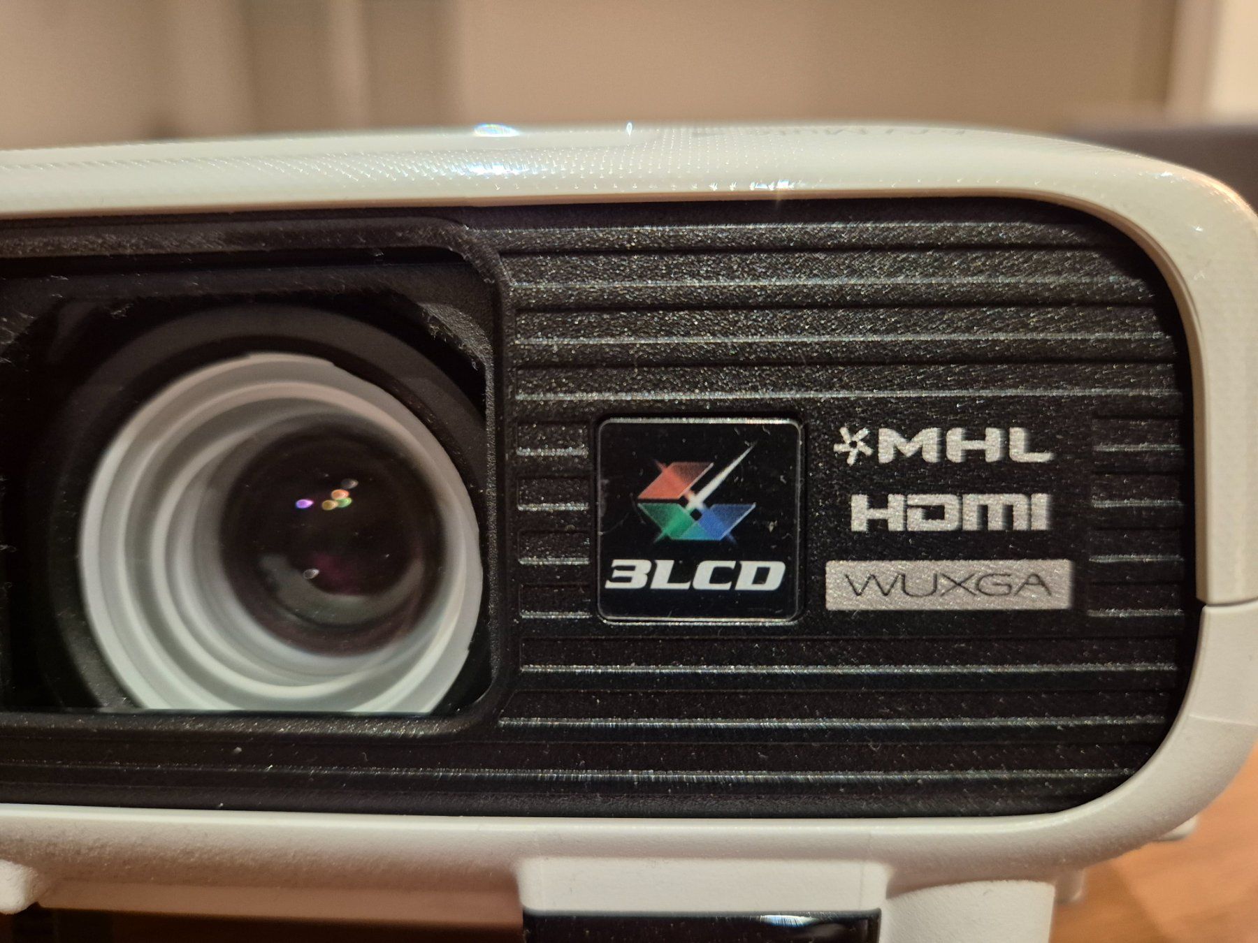 Epson Videoprojektoren: EPSON EB-U04 Beamer – Gebraucht aus Thun von tri-tra-trio 6