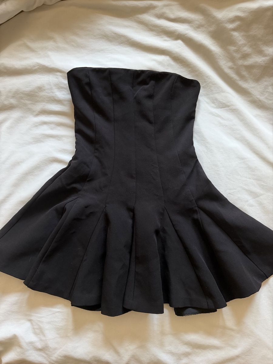 Zara Vestiti: Zara Dress black – Usato da Hospental venduto da bal_bwr5