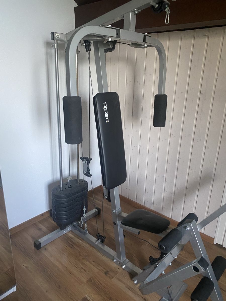 Hometrainer: Appareil de musculation BASIC poids utilisé – Usato da Grandvaux venduto da Flyone