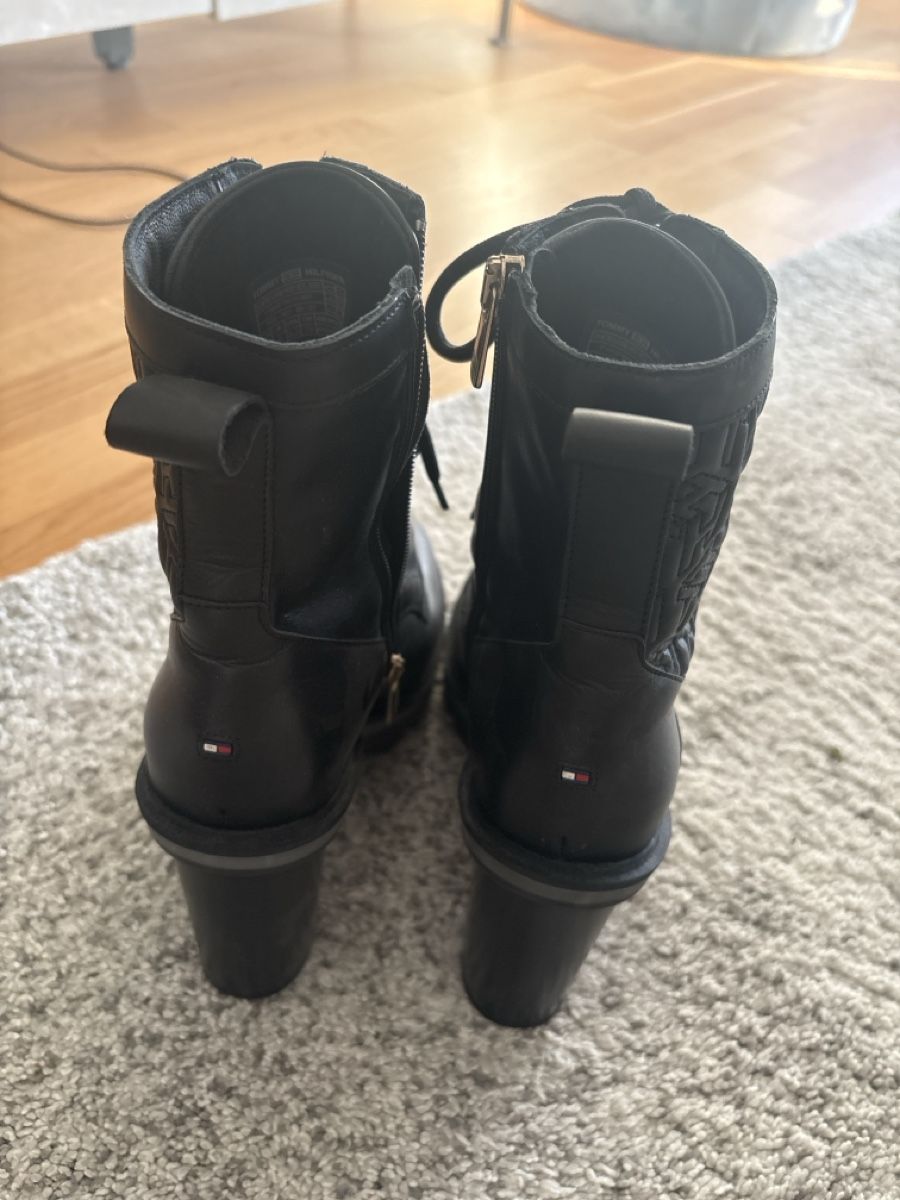 Tommy Hilfiger Scarpe da donna: Tommy Hilfiger Winterstiefel – Nuovo (secondo la descrizione) da Bürglen TG venduto da ste_s6yp 2