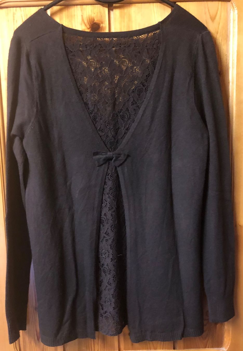 Jacken: CARDIGAN braun, ca.Gr.40 – Gebraucht aus Mühlebach (Goms) von chr_q6d8 2