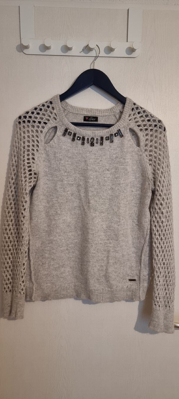 Guess Maglioni & Felpe: Pullover Guess M – Usato da Glattpark(Opfikon) venduto da TatianaVladimirova