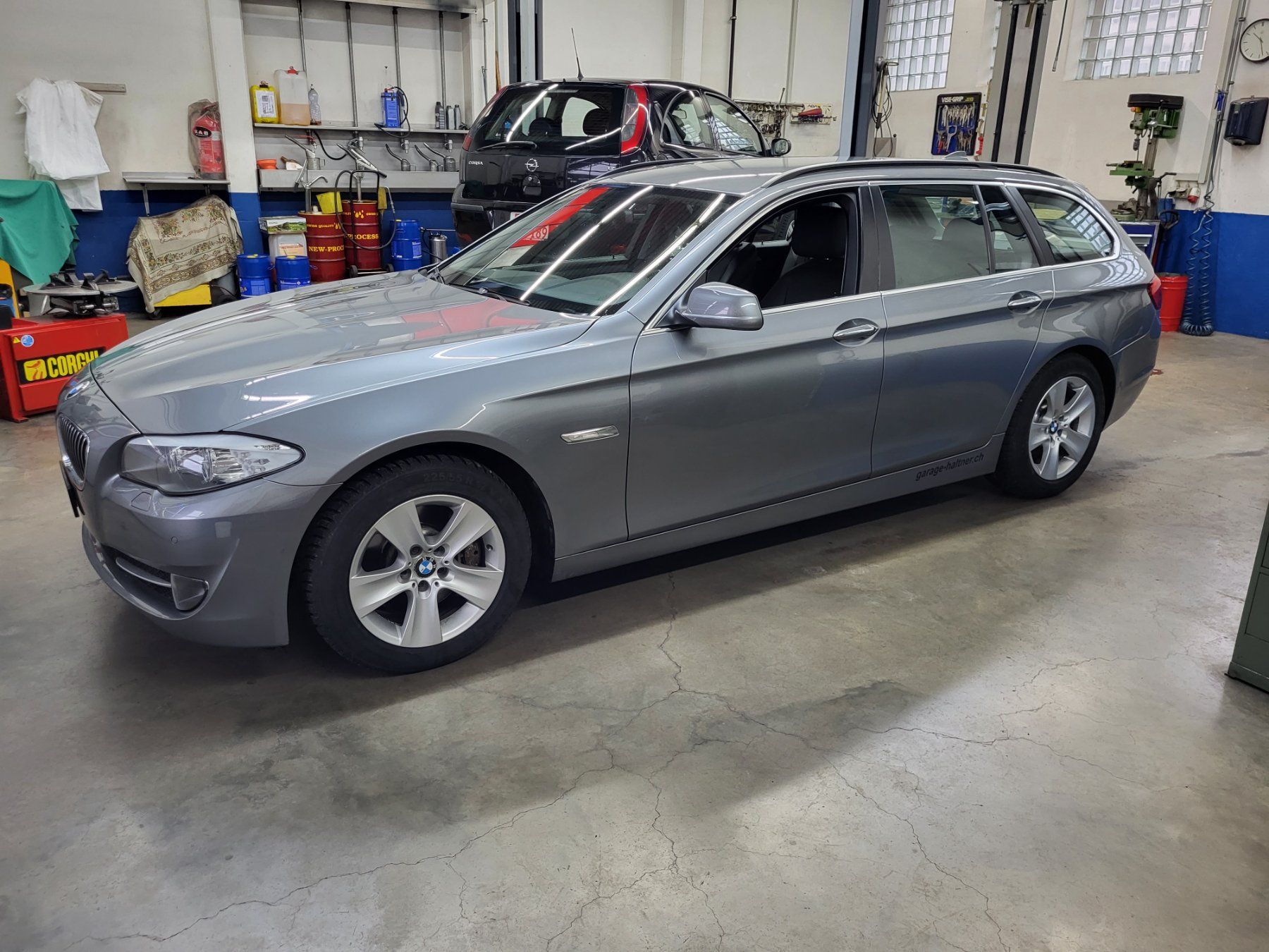 BMW Automobili: 528 Touring XDrive – Usato da Frasnacht venduto da garhalt 2