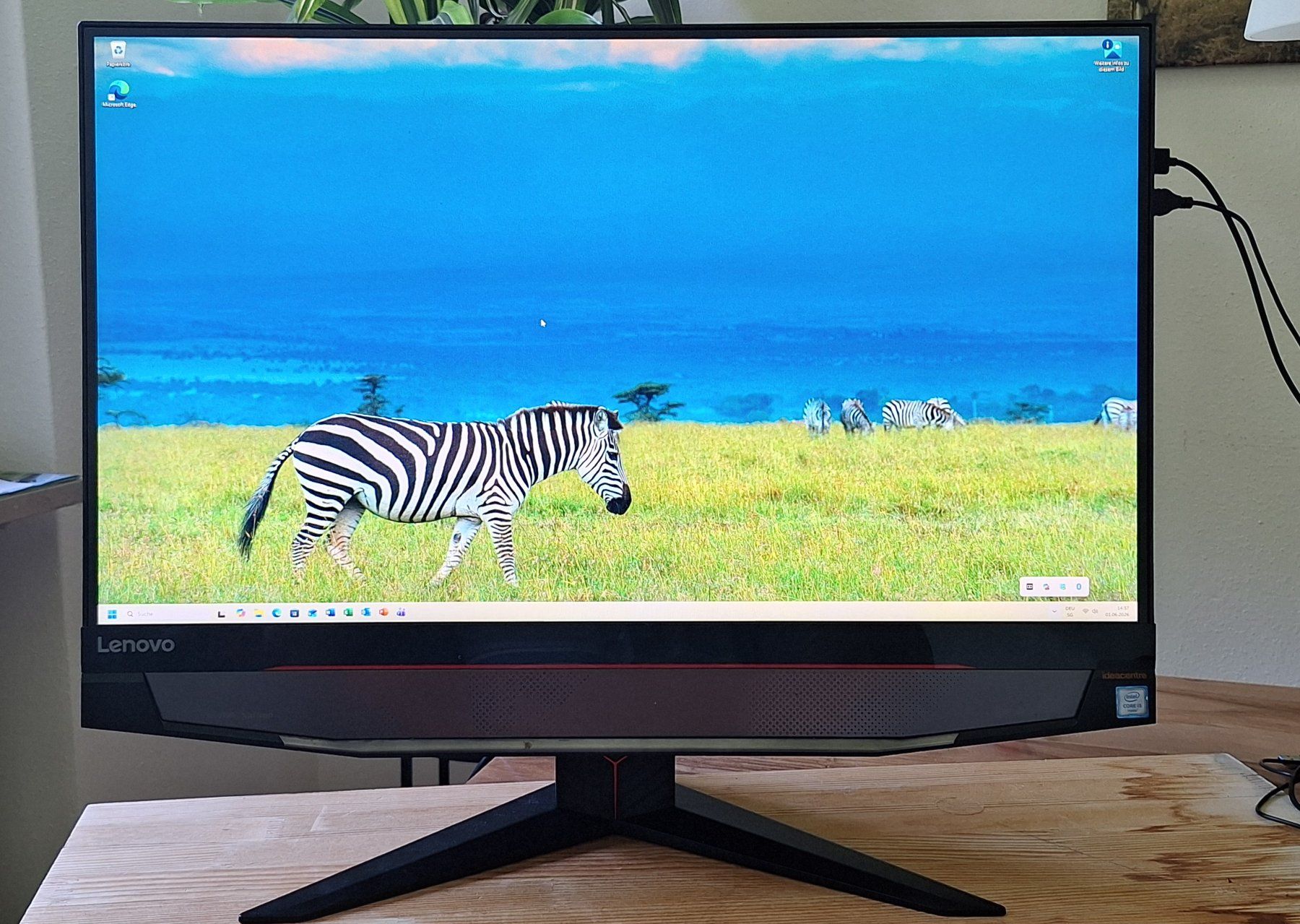 Lenovo PC: Lenovo all-in-one PC - Y910 SSD - 2 TByte HDD - 32 GByte RAM – Usato da Fällanden venduto da Ricardo-Vic