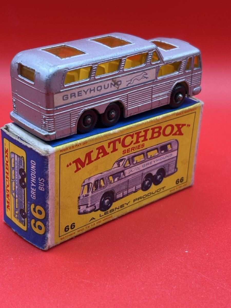 Matchbox Modellini d'auto: Matchbox Lesney Greyhound Bus No 66 – Usato da Root venduto da 156500 2