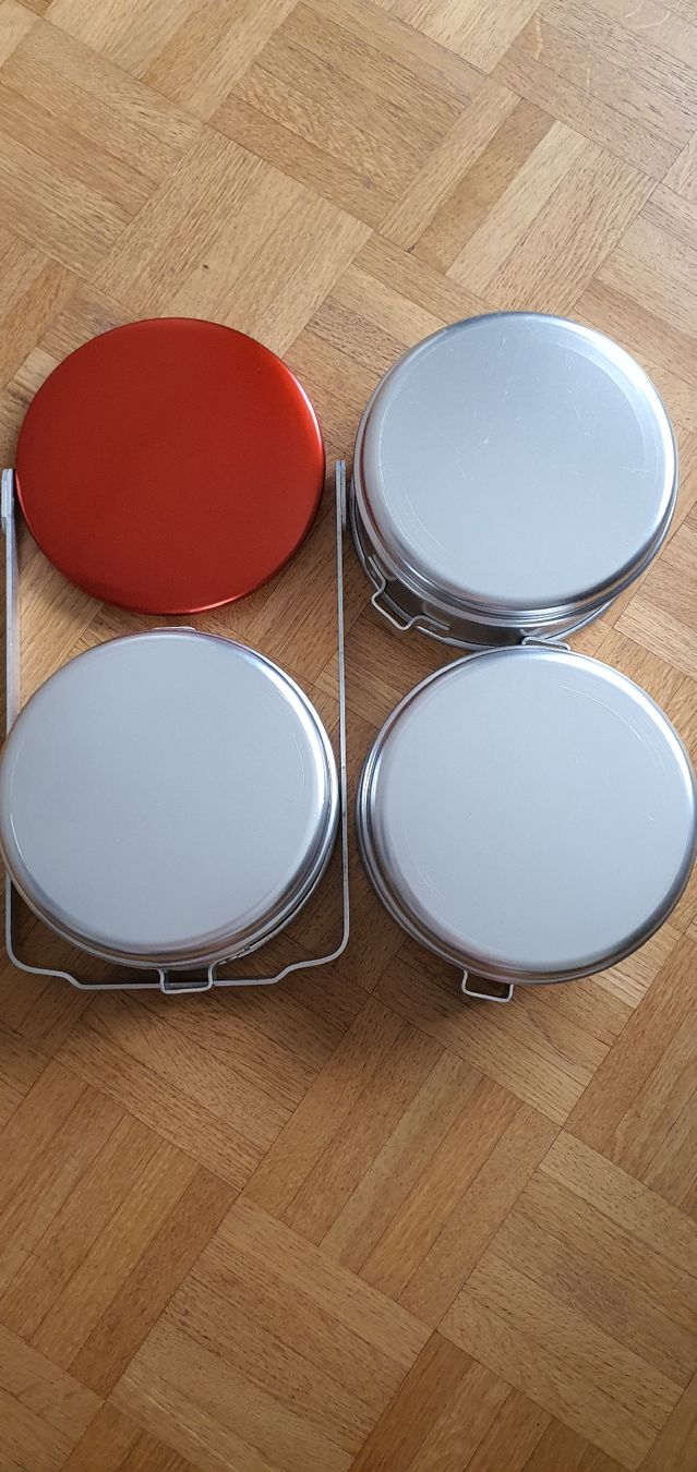 Contenitori & Simili: Vintage Lunchbox Essensträger Henkelmann – Usato da Winterthur venduto da LaRoque 2