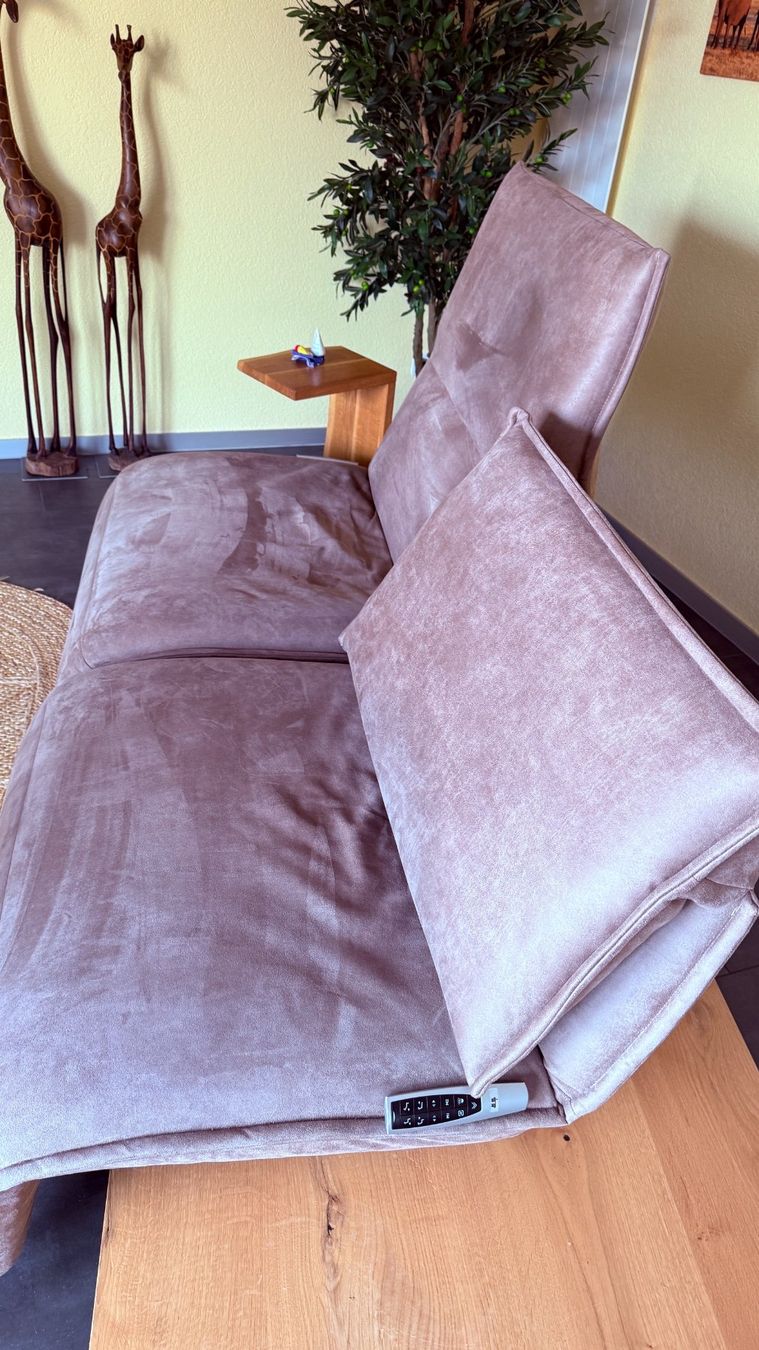 Koinor Sofas: 2er Designer-Sofa von Koinor,  mit Eichensockel – Gebraucht aus Gümligen von caesar07 5