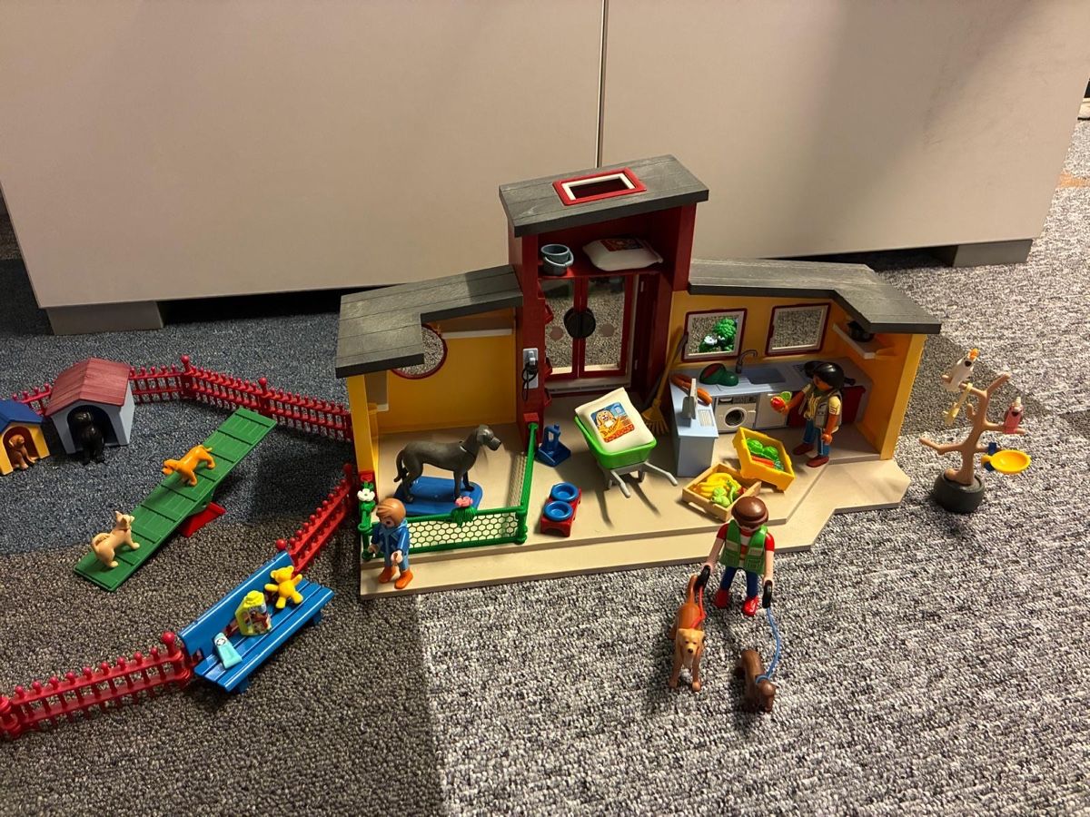 Playmobil Giocattoli: Playmobil Hundepension – Usato da Kreuzlingen venduto da Faebuu