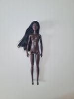 Barbie Signature Looks 10 Made to Move doll puppe