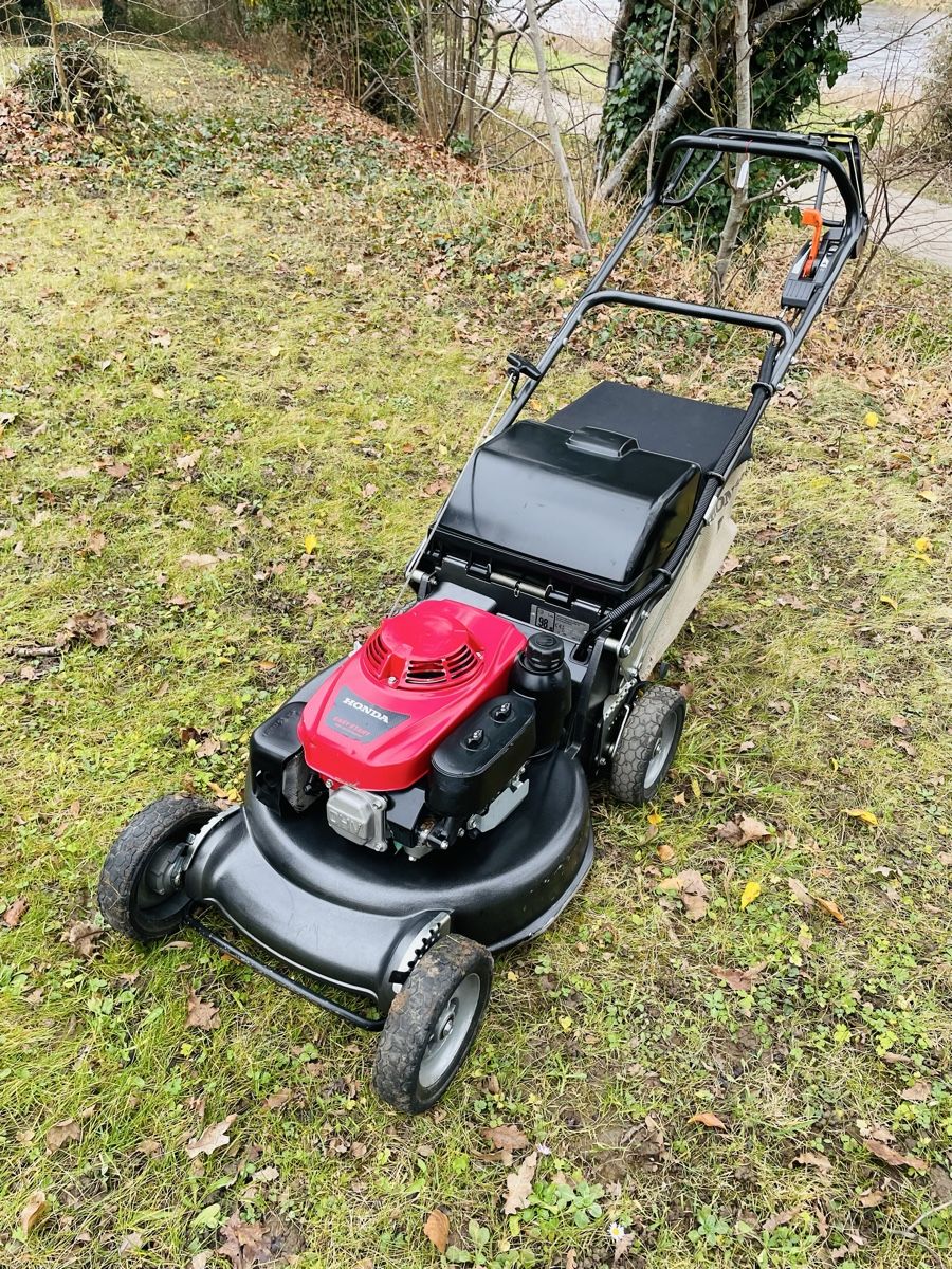 Honda Tagliaerba: Rasenmäher Honda 536 HRH professionell – Usato da Würenlos venduto da Shop_Shop 1