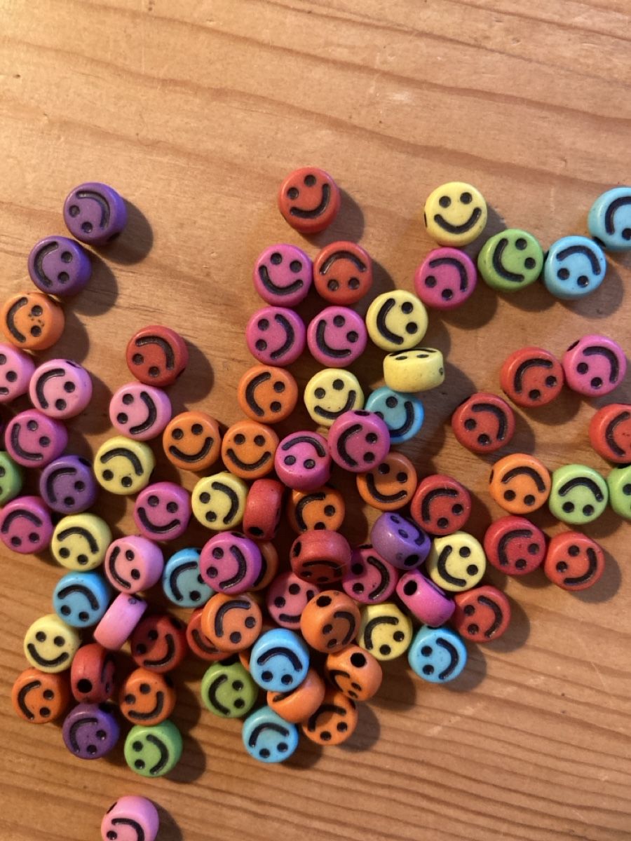 Perle (finte): Smiley Perlen – ca 200, 7mm – Nuovo e nell'imballaggio originale da Luzern venduto da nisssa 1