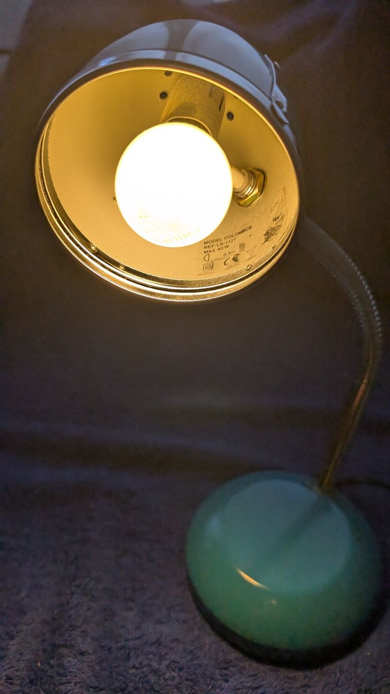Lampade: Nachttischlampe Hellblau – Usato da Ittigen venduto da stoney63 3