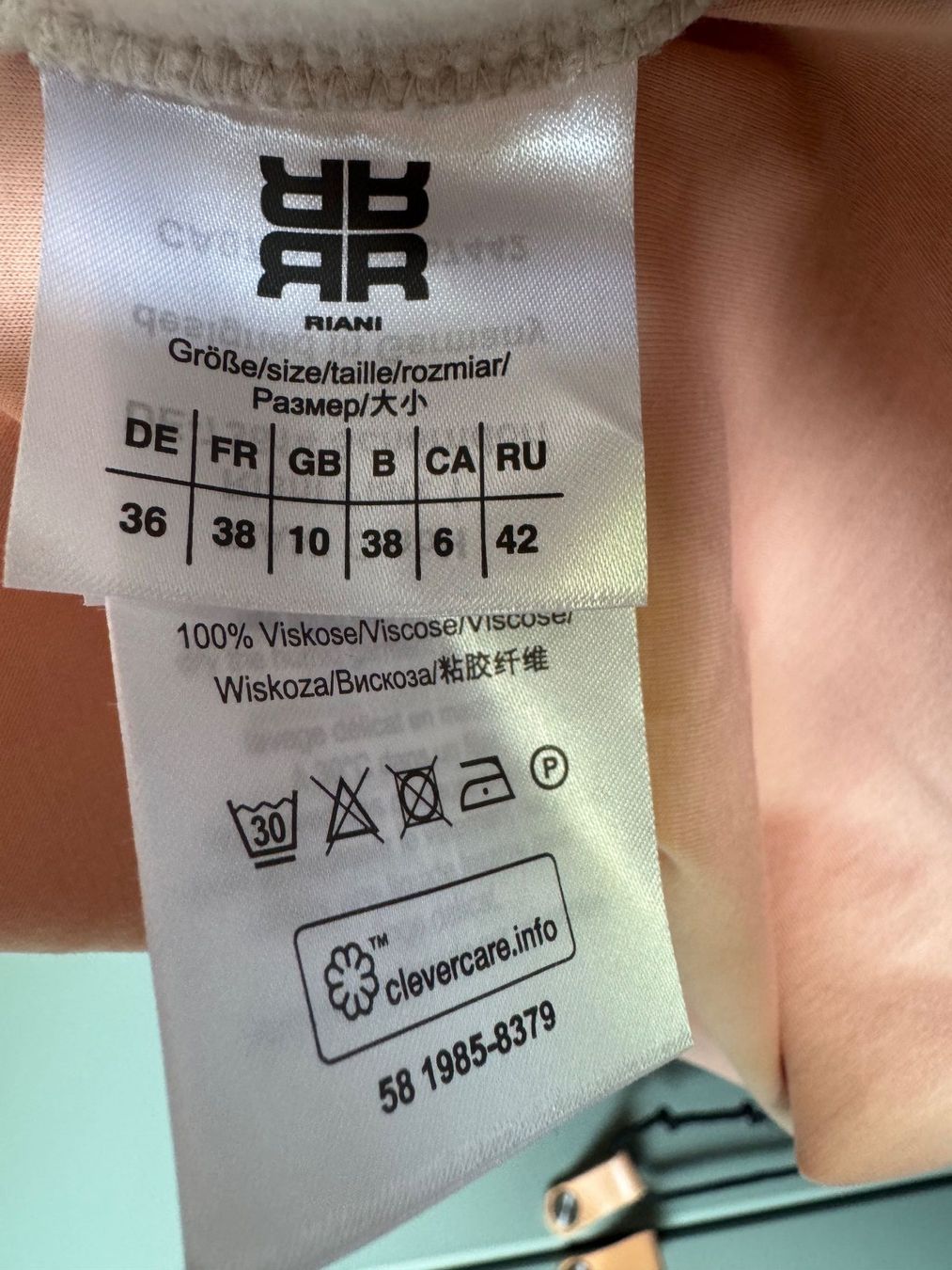 Riani Giacche: Riani, Fliesjacke, Gr. 36, Top! – Nuovo (secondo la descrizione) da Oberrohrdorf venduto da maggys15 5