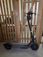 Xiaomi Mi Electric Scooter 4 Lite, mit Kabel und Schloss