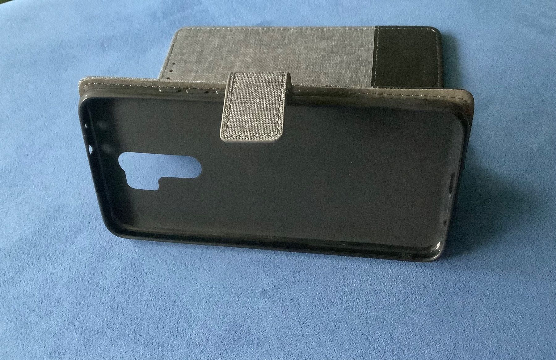 Cover & Protezioni schermo: Hülle Redmi 9 – Nuovo e nell'imballaggio originale da Bern venduto da Vyoga 5