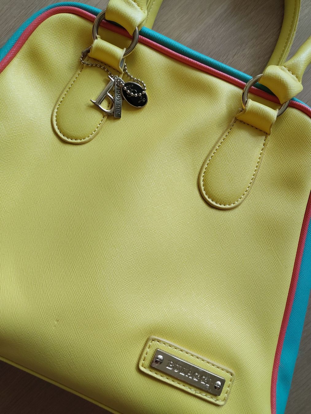 Bulaggi Borse da donna: Handtasche gelb mit von BULAGGI – Usato da Zürich venduto da Etterebdan 2