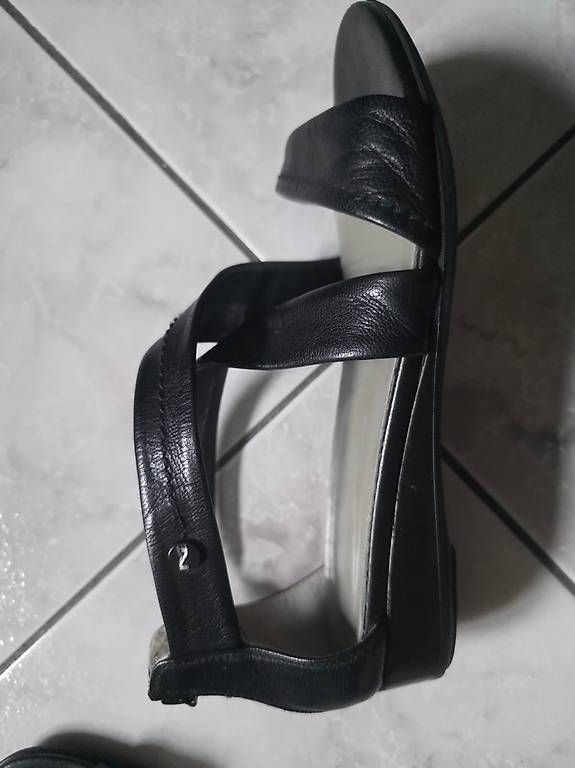 Damenschuhe: Sandali Nero Giardini – Gebraucht aus Cugnasco von iva_yw8k 2