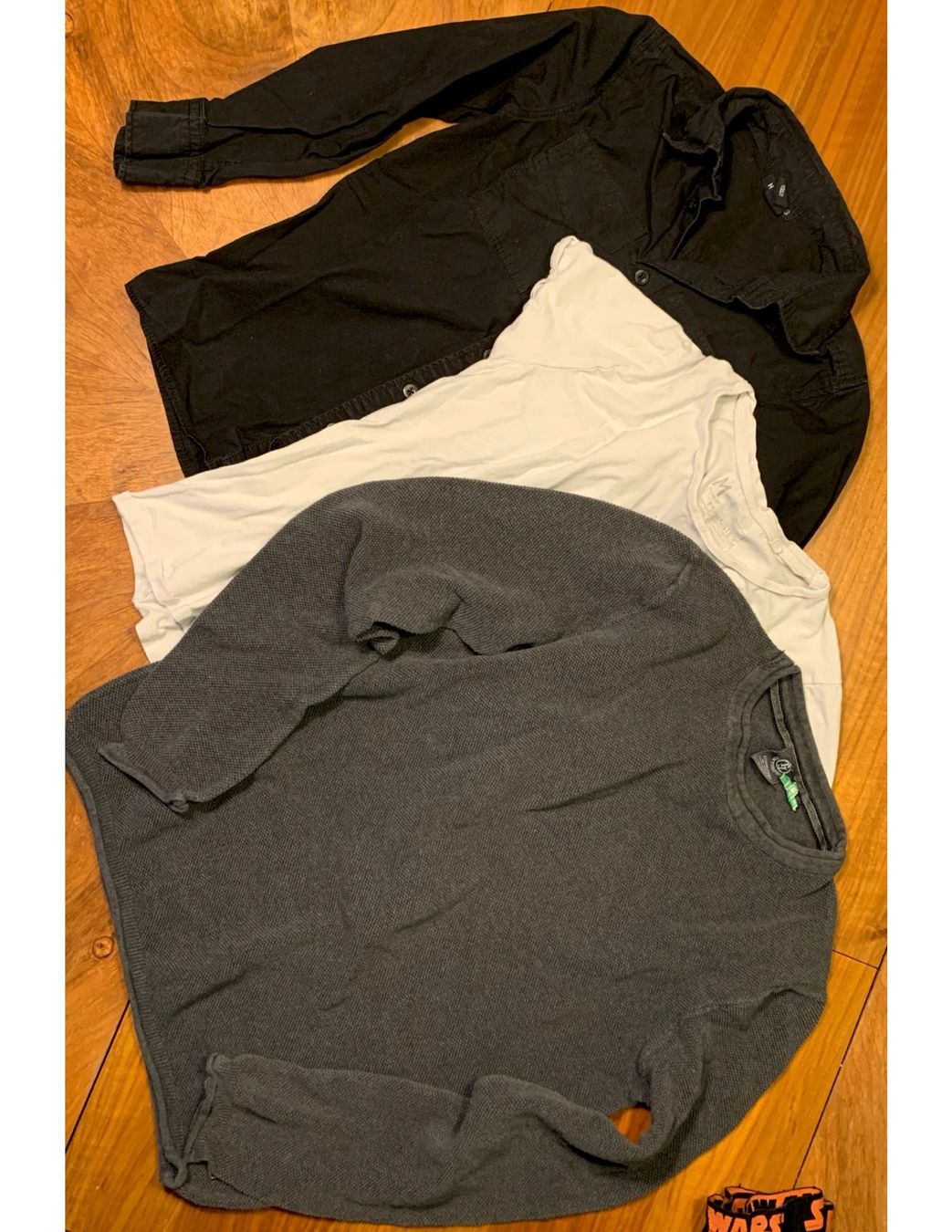 Lotti & Set di vestiti: Paket Junge Grösse 140    3 Pullover, 1 Regenhose – Usato da Sins venduto da Jswa75