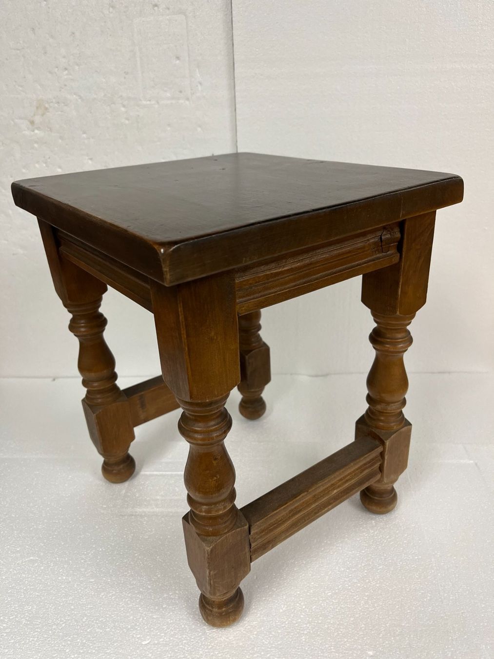 Sgabelli: Barock-Hocker bzw. Mini Barock-Hocker / Tritthocker – Usato da Mumpf venduto da dadaboygugu 1