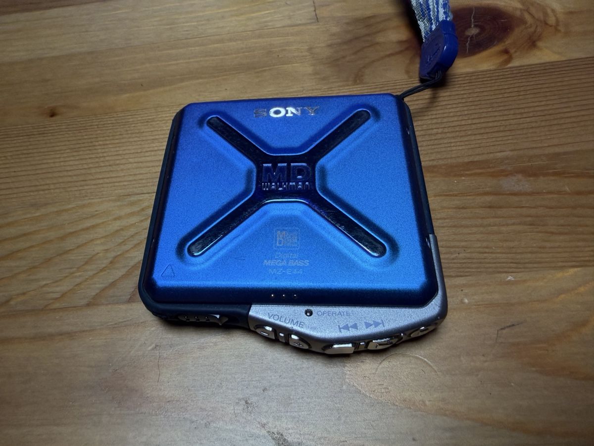 Sony Tragbarer Mediaplayer: Sony MD Walkman MZ-E44 – Defekt aus Brienz BE von soto718