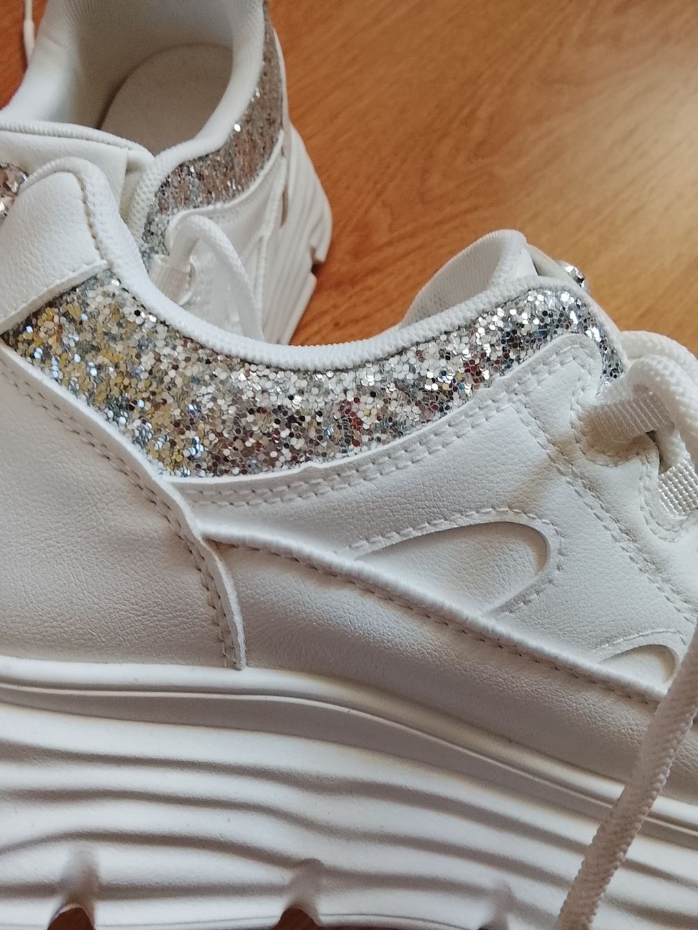 Scarpe da donna: Baskets montantes femme  – Nuovo (secondo la descrizione) da Couvet venduto da fat_kyl7 4