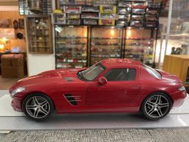 Mercedes-Benz SLS AMG Coupé, Modellauto 1:12 Rarität! Top