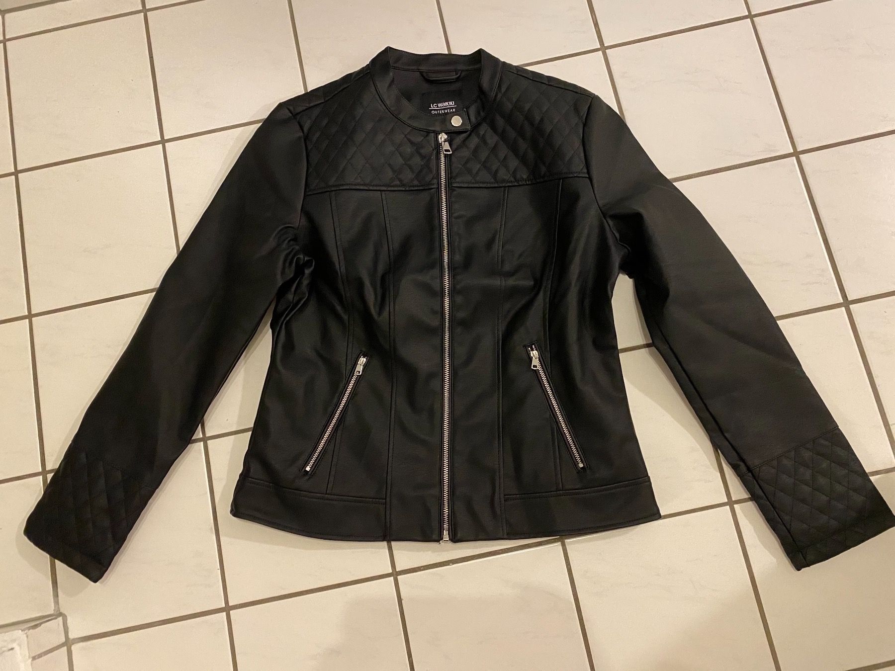 Giacche: Kunstlederjacke Grösse 40 – Nuovo e nell'imballaggio originale da Buchrain venduto da Sisi83