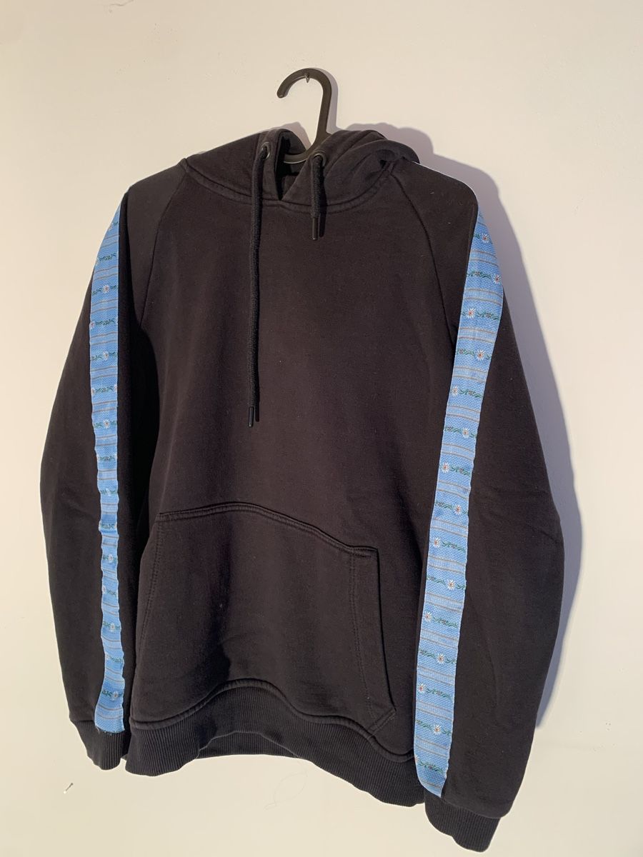 Pulls & Sweat-shirts: Edelvetica Pullover – D'occasion à Bubendorf par lebkuchen03