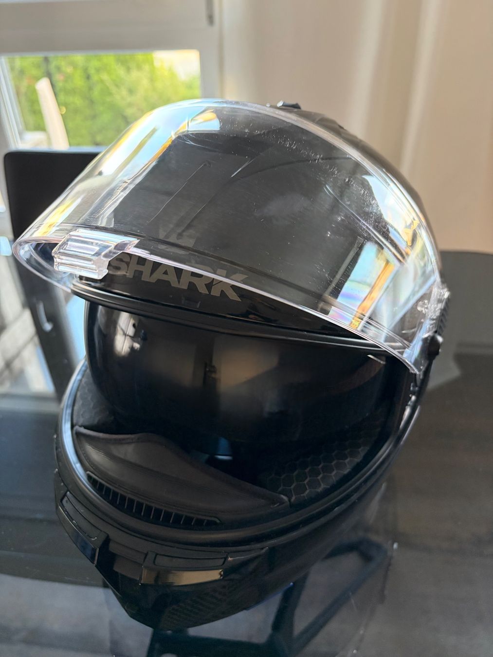 Caschi & visiere: Shark Carbon Motorradhelm Grösse M – Usato da Oberbüren venduto da mjt_xw5w 1