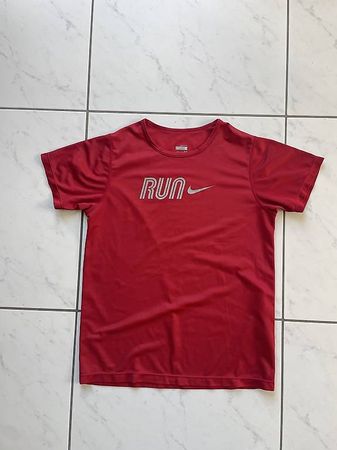Nike sport shirt S