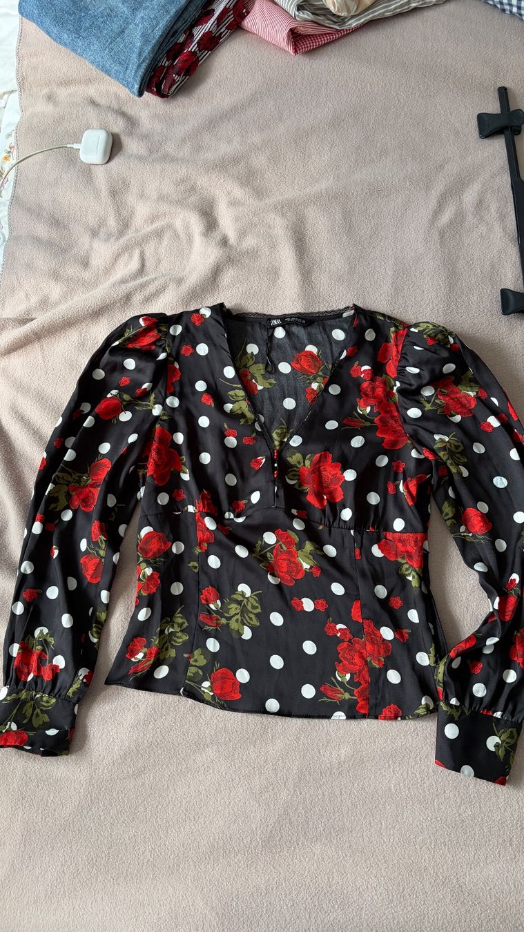 Camicette: Zara Bluse 36 – Usato da Liestal venduto da Goldart